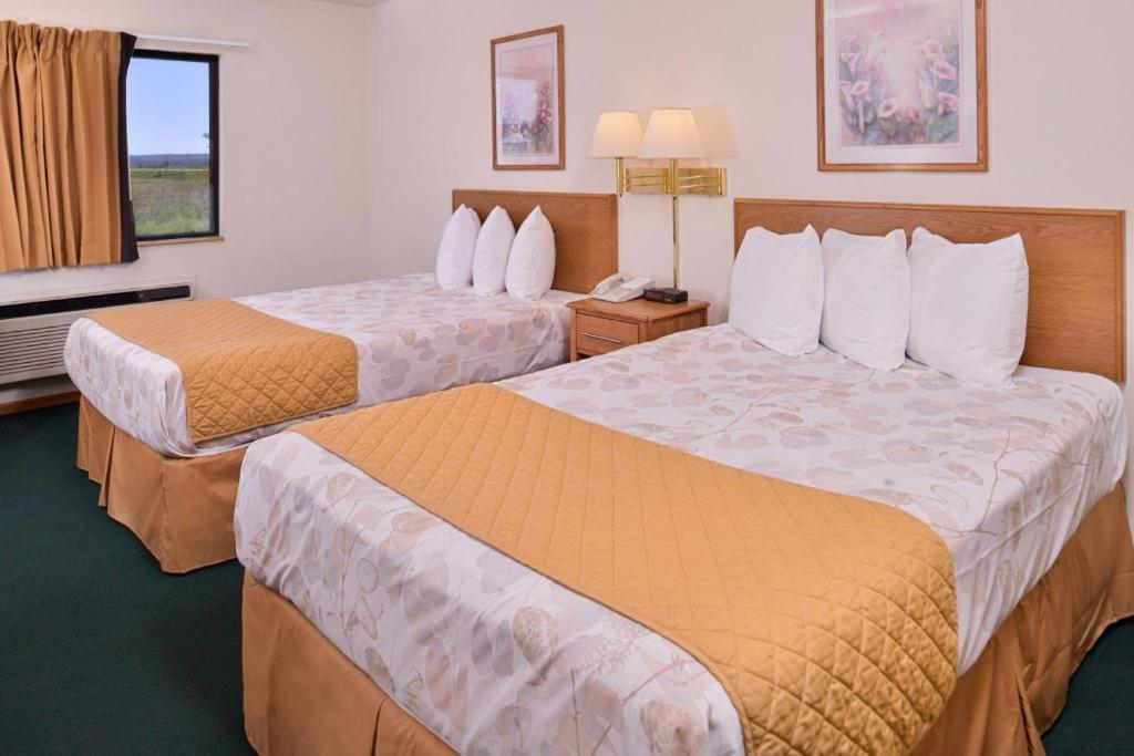 Americas Best Value Inn Missouri Valley Экстерьер фото