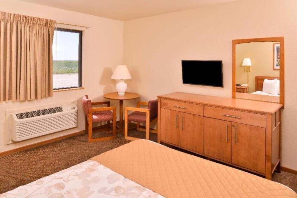 Americas Best Value Inn Missouri Valley Экстерьер фото