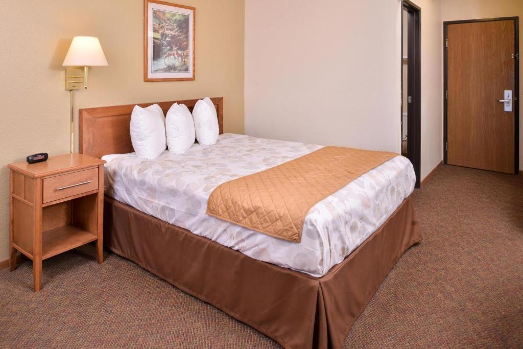 Americas Best Value Inn Missouri Valley Экстерьер фото