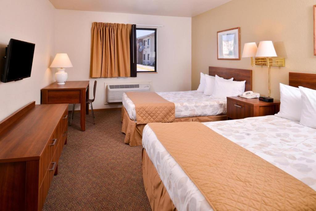 Americas Best Value Inn Missouri Valley Экстерьер фото