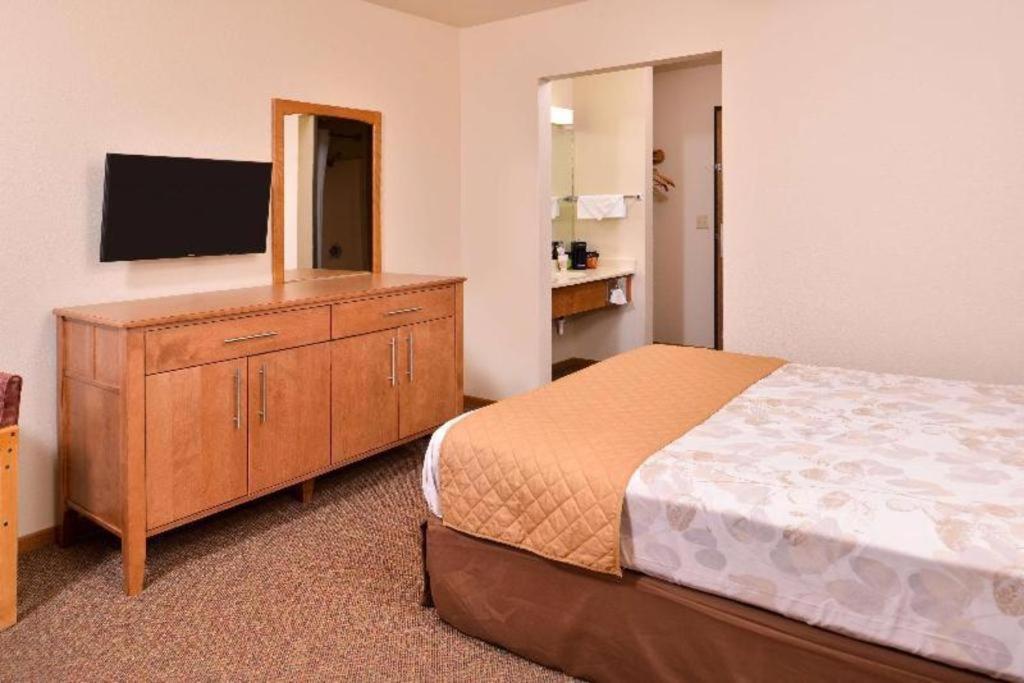 Americas Best Value Inn Missouri Valley Экстерьер фото