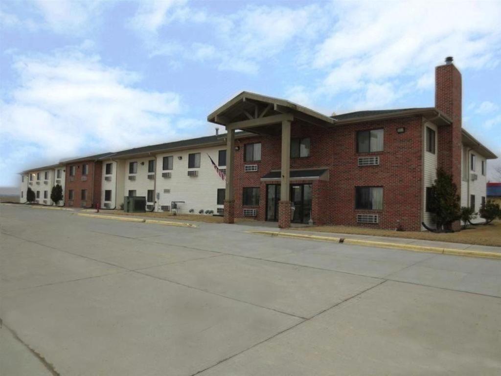 Americas Best Value Inn Missouri Valley Экстерьер фото